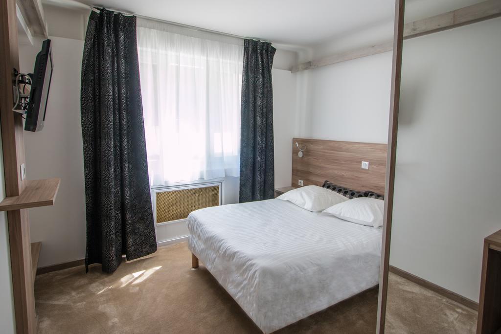 Hotel Les Voyageurs Modane Room photo